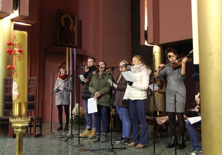 Noc Świętych na wrocławskich Popowicach i Kozanowie