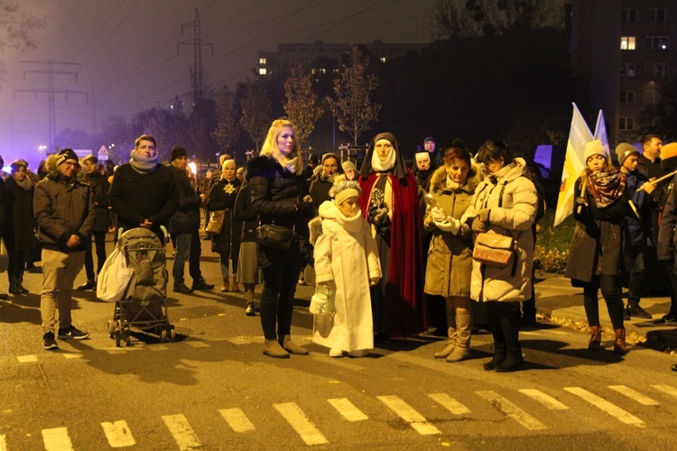 Noc Świętych na wrocławskich Popowicach i Kozanowie