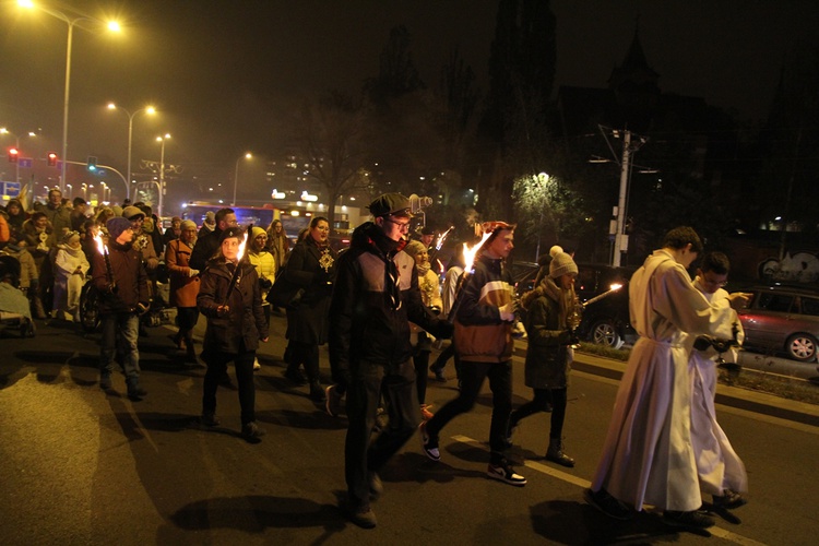 Noc Świętych na wrocławskich Popowicach i Kozanowie