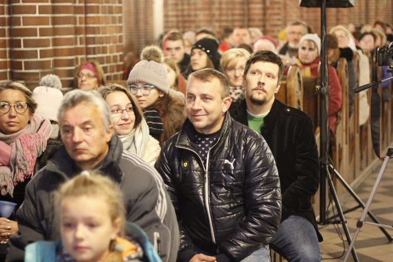 Żyrardów. Noc Świętych