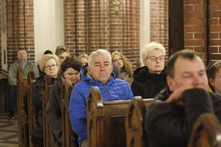 Żyrardów. Noc Świętych