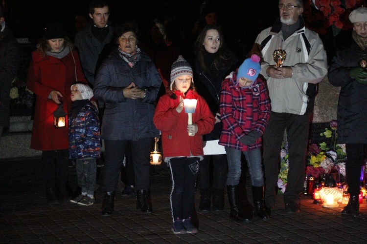 Żyrardów. Noc Świętych