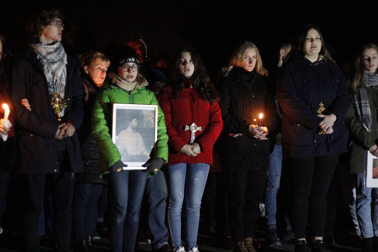 Żyrardów. Noc Świętych
