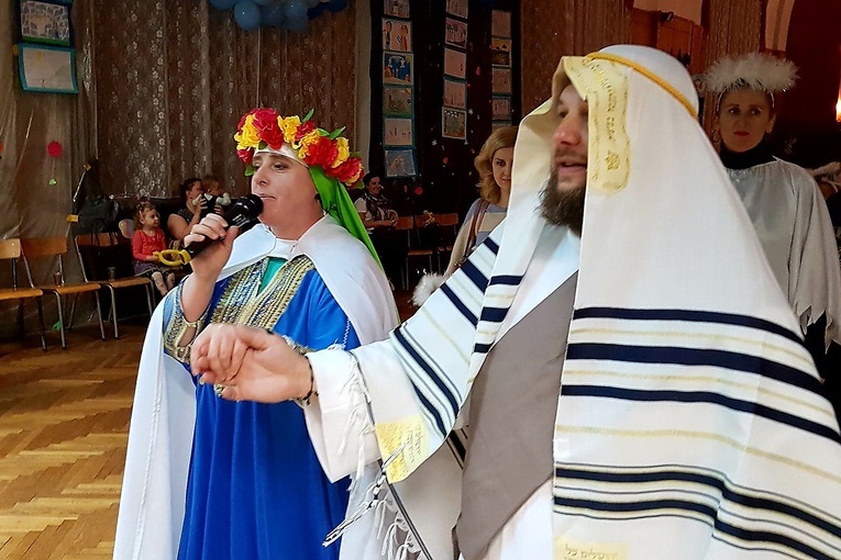 Bal świętych w kołobrzeskiej parafii mariackiej