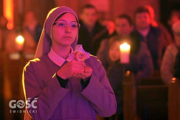 Nabożeństwo z relikwiami świętych i błogosławionych