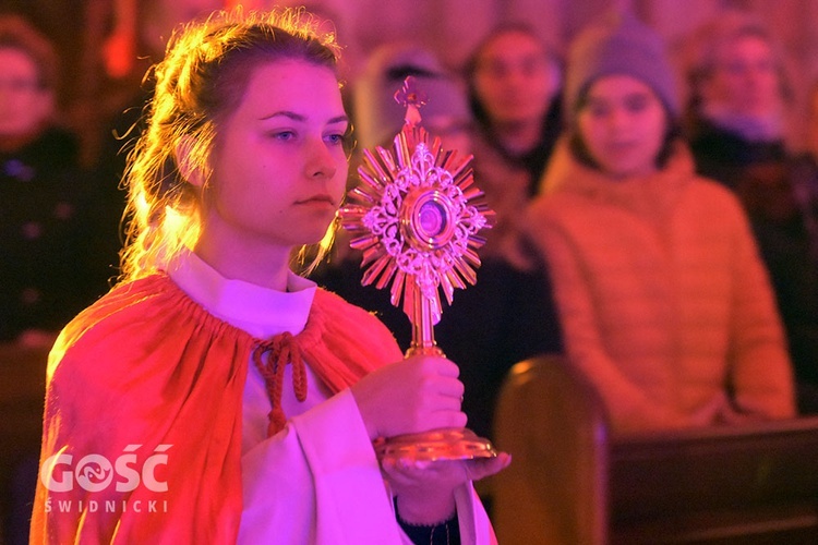 Nabożeństwo z relikwiami świętych i błogosławionych