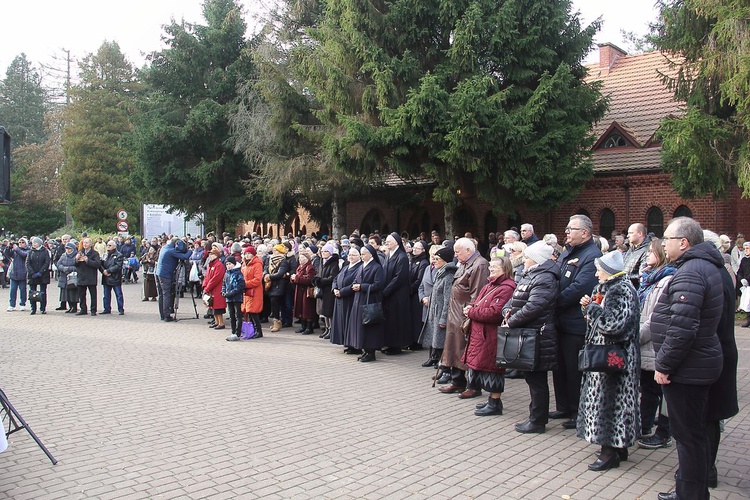 Msza św. w uroczystość Wszystkich Świętych w Koszalinie