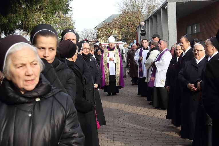 Msza św. w uroczystość Wszystkich Świętych w Koszalinie