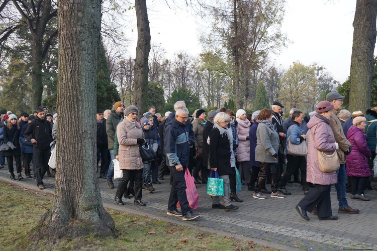 Wszystkich Świętych na cmentarzu Centralnym w Gliwicach