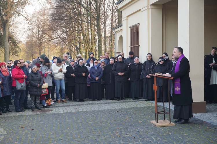 Wszystkich Świętych na cmentarzu Centralnym w Gliwicach