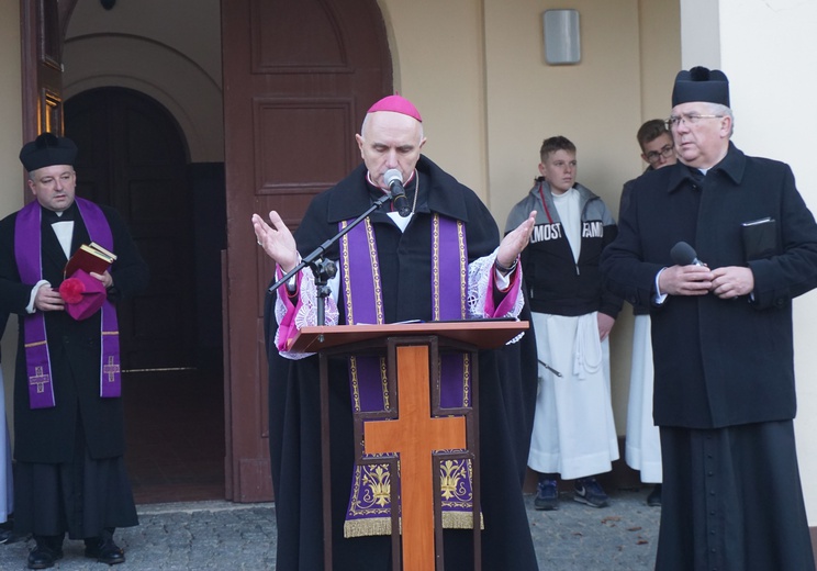 Wszystkich Świętych na cmentarzu Centralnym w Gliwicach