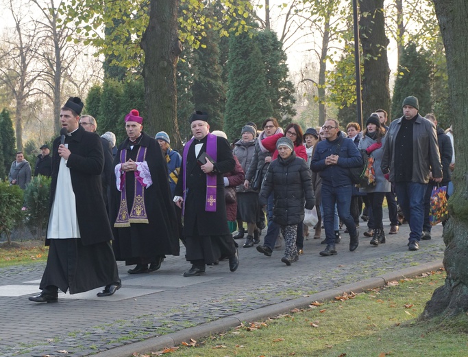 Wszystkich Świętych na cmentarzu Centralnym w Gliwicach