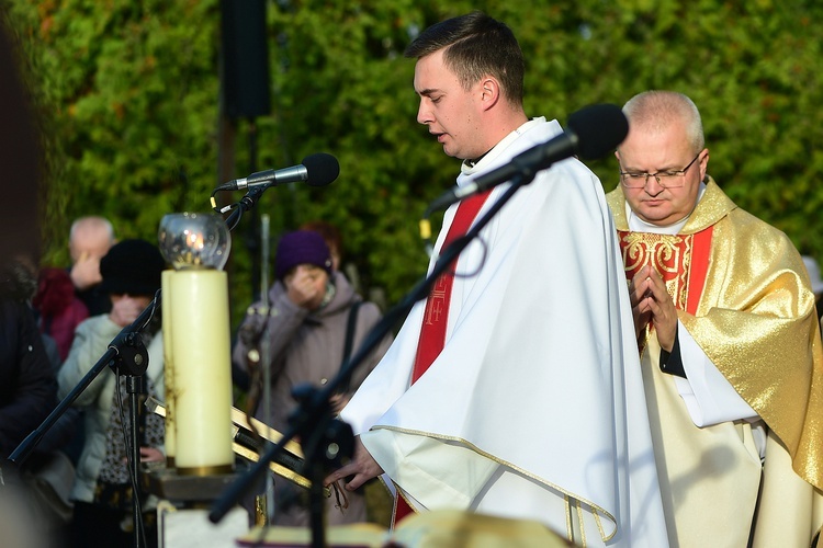 Olsztyn. Wszystkich Świętych - cmentarz na ul. Poprzecznej