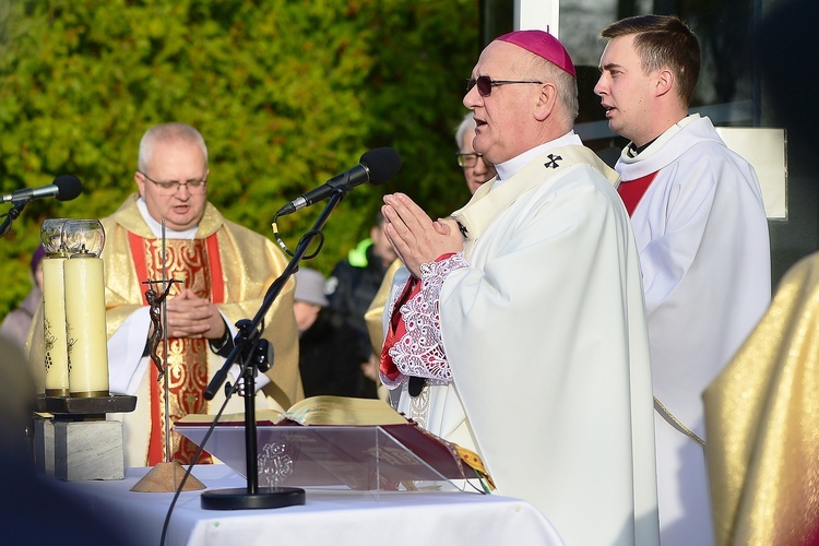 Olsztyn. Wszystkich Świętych - cmentarz na ul. Poprzecznej