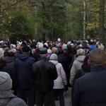 Dzień Wszystkich Świętych na gdańskim cmentarzu Srebrzysko