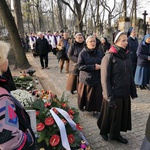 Procesja po Starych Powązkach