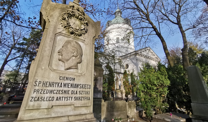 Powązki. Najpiękniejsza nekropolia Warszawy