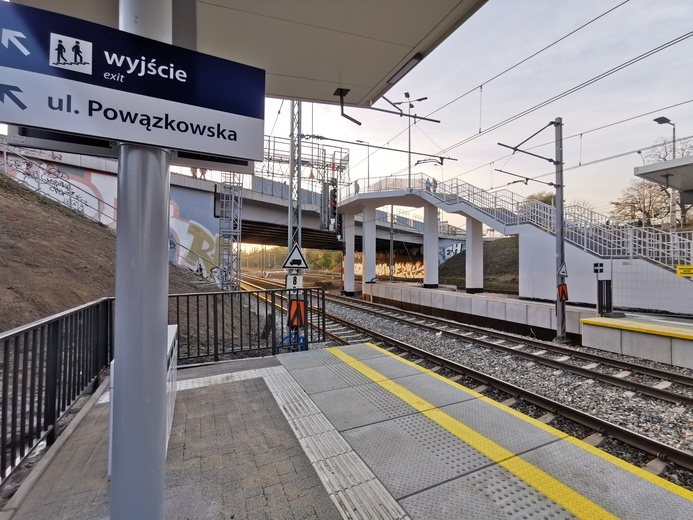 Nowa stacja Warszawa Powązki już czynna