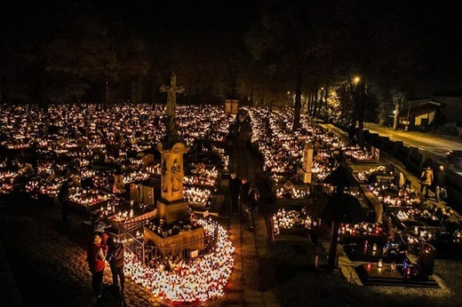 Śląskie cmentarze