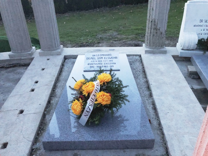 Bp Pindel we Wszystkich Świętych na cieszyńskim cmentarzu - 2019