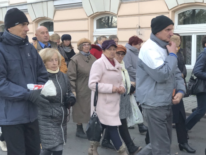 Bp Pindel we Wszystkich Świętych na cieszyńskim cmentarzu - 2019