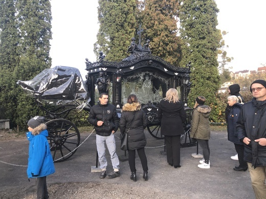 Bp Pindel we Wszystkich Świętych na cieszyńskim cmentarzu - 2019