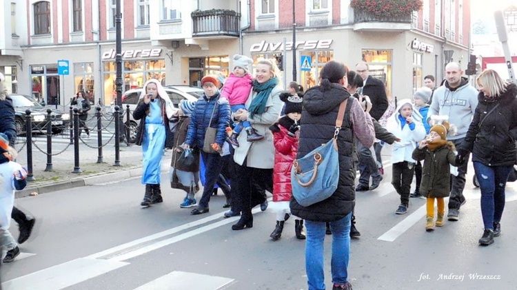 Korowód Wszystkich Świętych w Nowej Soli