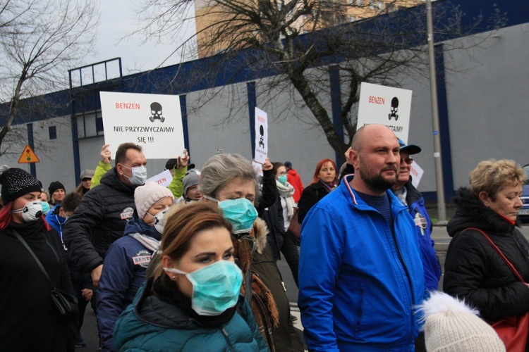 Protest ekologiczny "Benzen nas zabija"