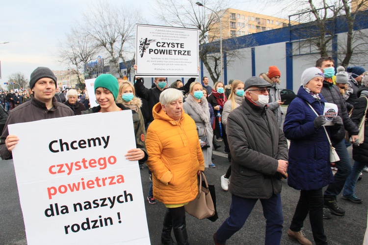 Protest ekologiczny "Benzen nas zabija"