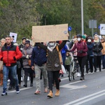 Protest ekologiczny "Benzen nas zabija"