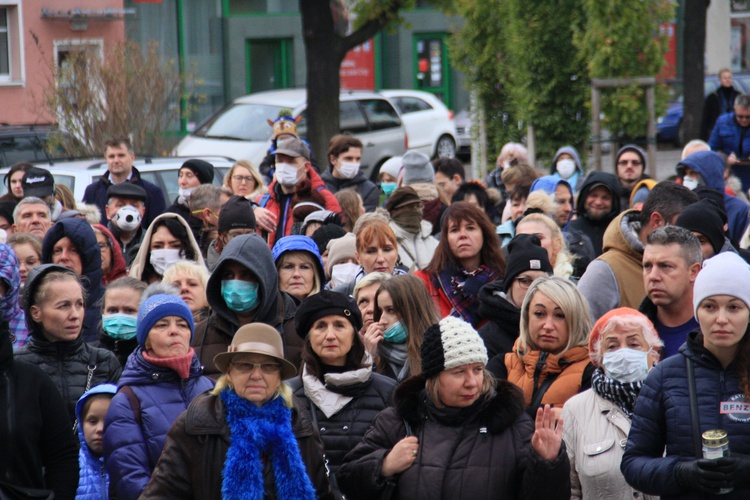 Protest ekologiczny "Benzen nas zabija"