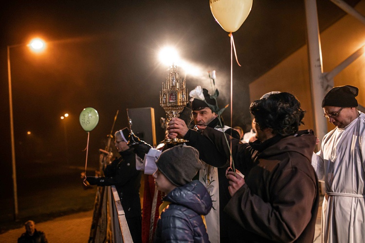 Marsz Wszystkich Świętych w Kątach Wrocławskich