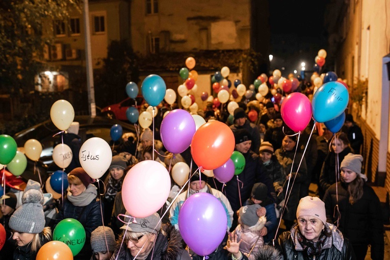 Marsz Wszystkich Świętych w Kątach Wrocławskich