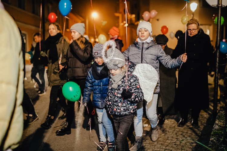 Marsz Wszystkich Świętych w Kątach Wrocławskich