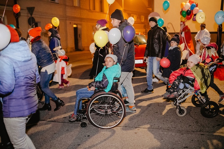 Marsz Wszystkich Świętych w Kątach Wrocławskich