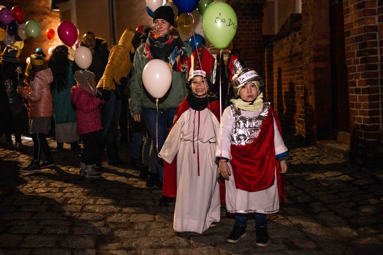 Marsz Wszystkich Świętych w Kątach Wrocławskich