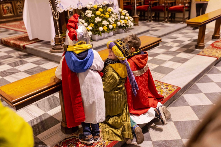 Marsz Wszystkich Świętych w Kątach Wrocławskich