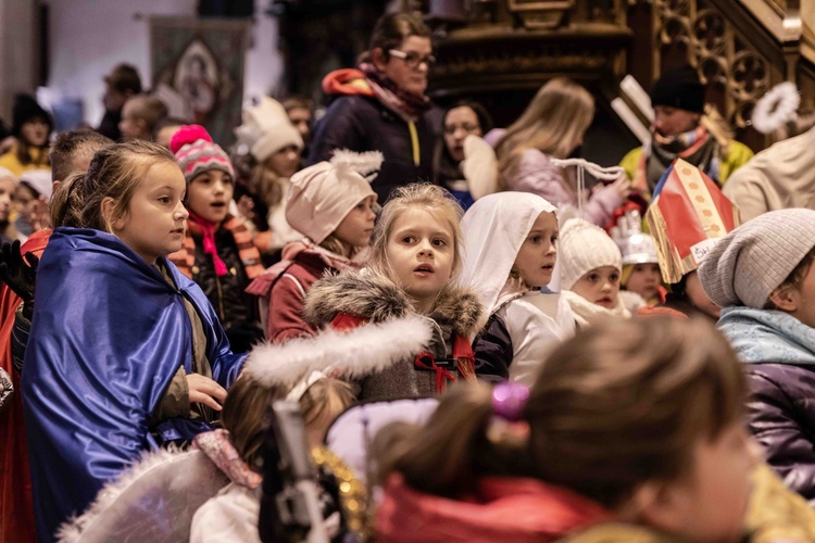 Marsz Wszystkich Świętych w Kątach Wrocławskich