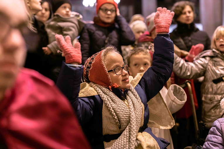 Marsz Wszystkich Świętych w Kątach Wrocławskich