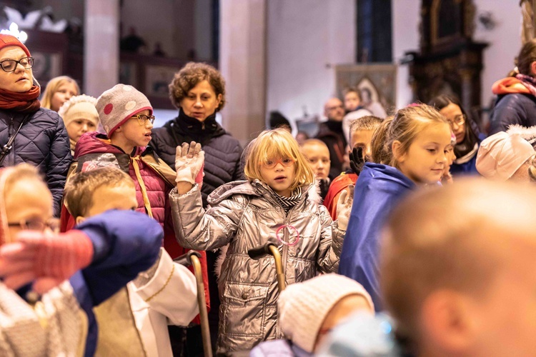 Marsz Wszystkich Świętych w Kątach Wrocławskich