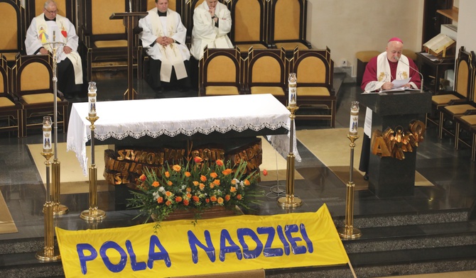 Tegoroczną edycję rozpoczęła modlitwa pod przewodnictwem bp. Piotra Gegera
