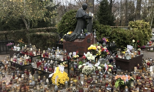 Kard. Dziwisz: Dom Jana Pawła II szkołą zwyczajnej świętości