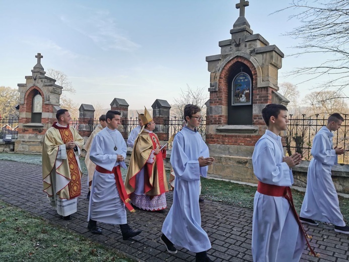 Droga Krzyżowa w Ciężkowicach