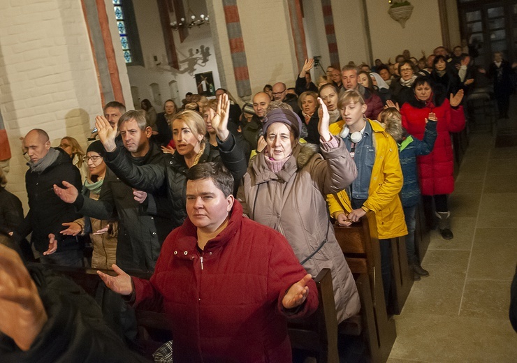 Zaduszki z Marcinem Zielińskim