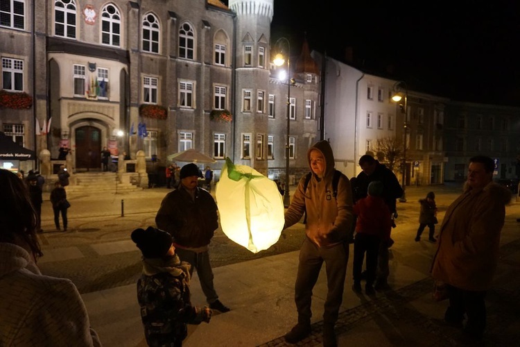 Lampiony pamięci w Wałbrzychu