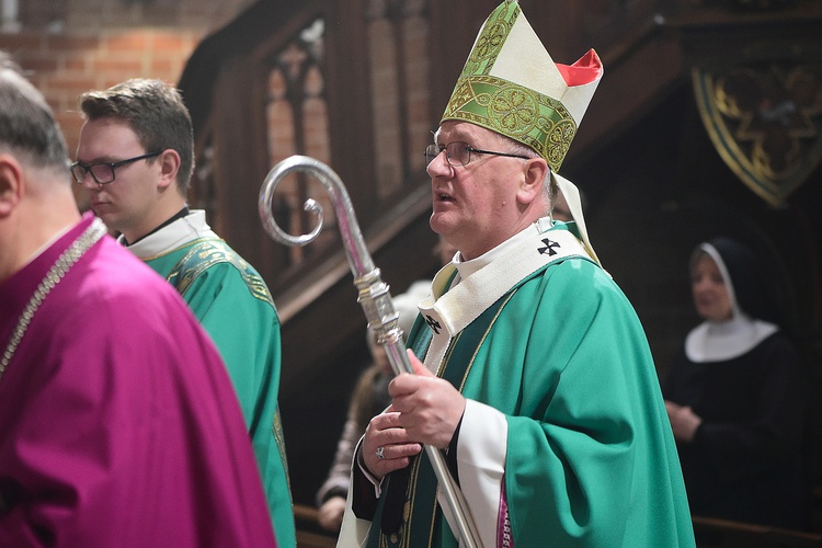 Pontyfikalna Msza św. w intencji zmarłych biskupów i kanoników