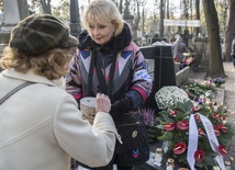 Rekordowa zbiórka na ratowanie zabytków Powązek