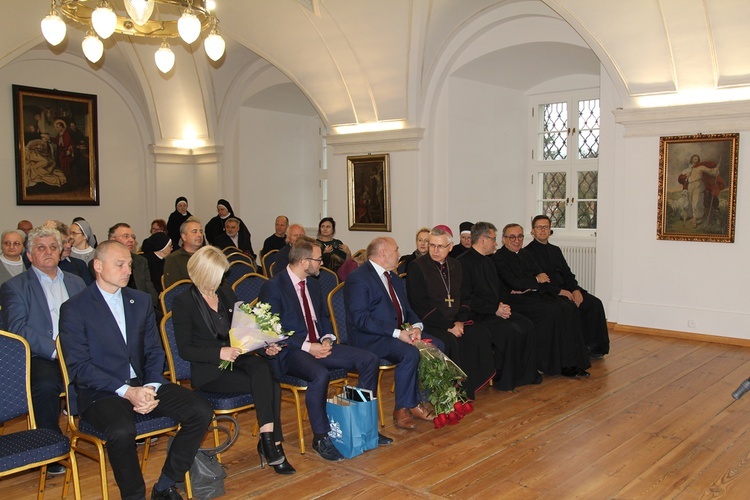 U trzebnickich boromeuszek w dzień św. Karola Boromeusza. Poświęcenie odnowionej części klasztoru