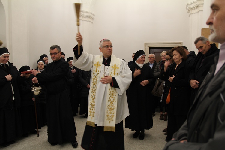 U trzebnickich boromeuszek w dzień św. Karola Boromeusza. Poświęcenie odnowionej części klasztoru