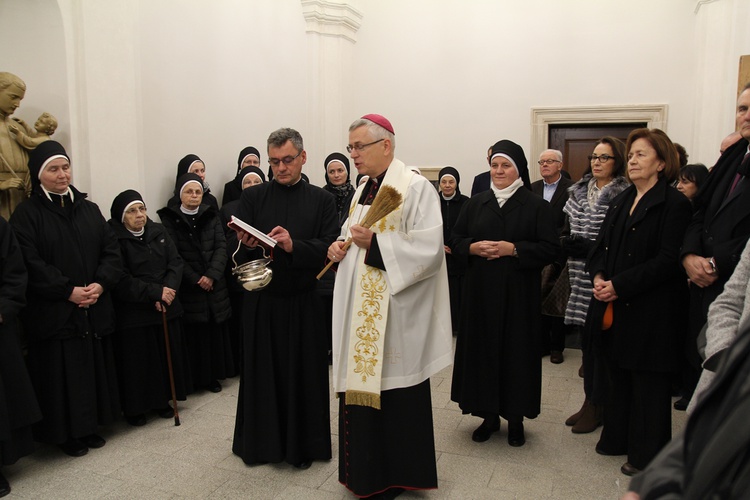 U trzebnickich boromeuszek w dzień św. Karola Boromeusza. Poświęcenie odnowionej części klasztoru